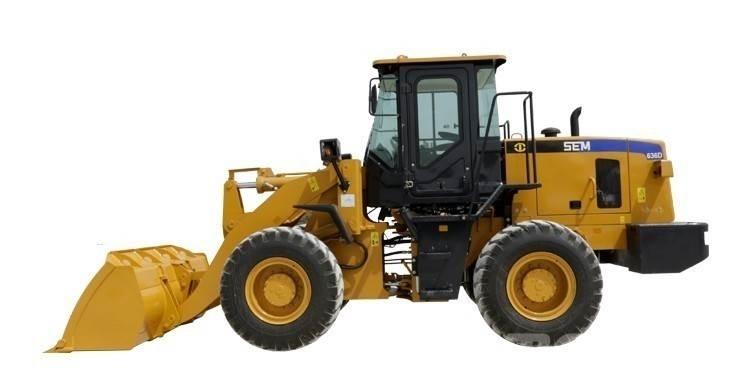SEM 636D Фронтальні навантажувачі