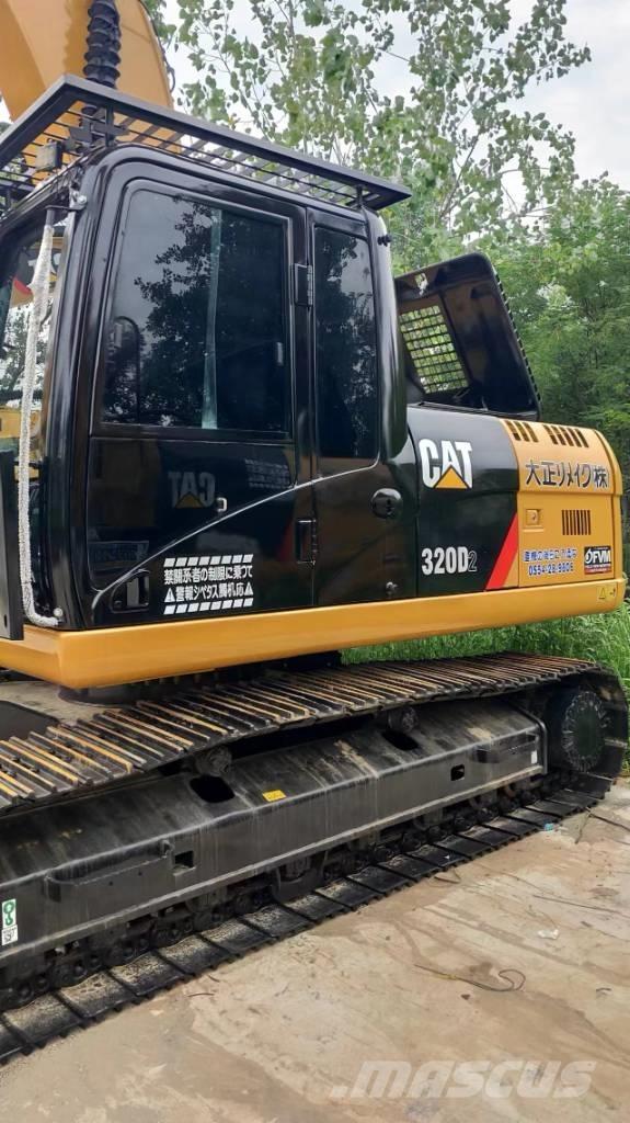 CAT 320D2 Гусеничні екскаватори