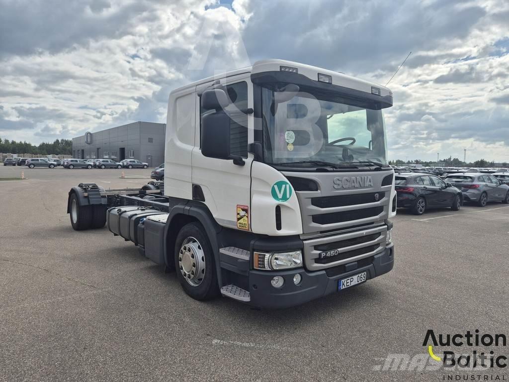 Scania P 450 Шасі з кабіною
