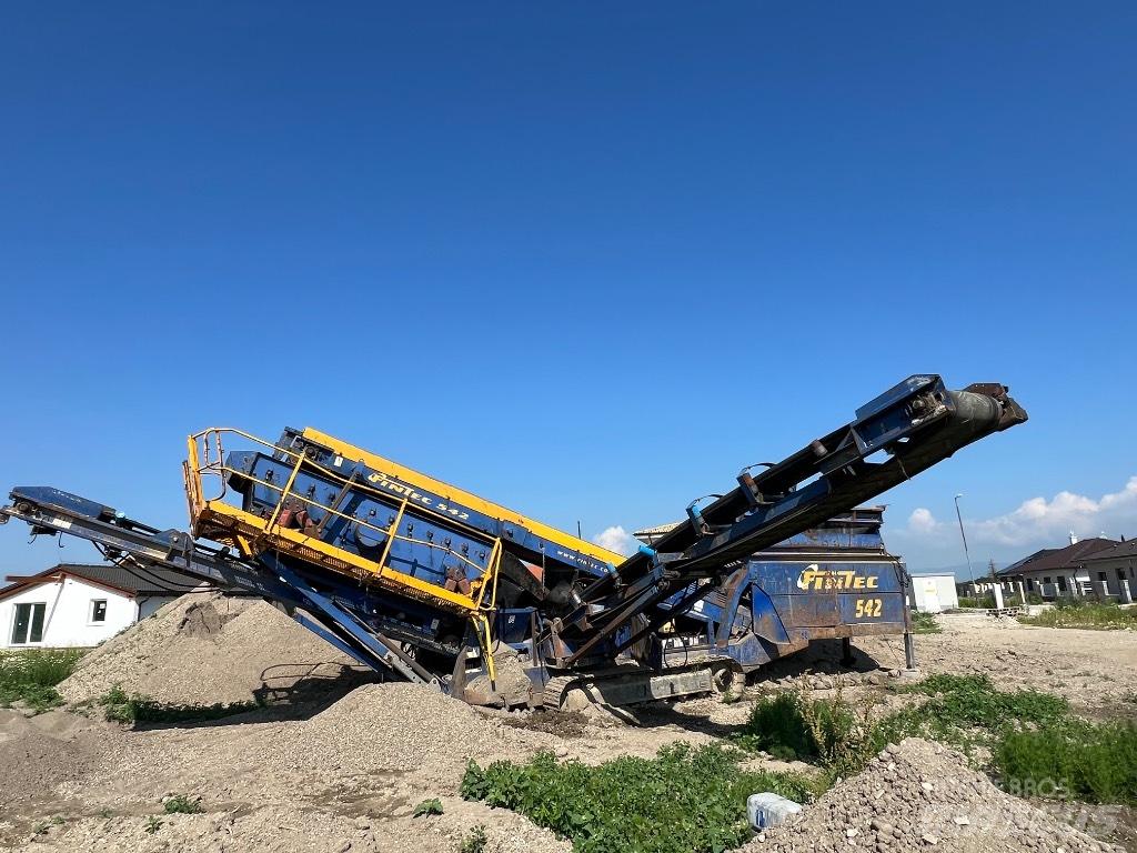 Fintec 542 Мобільні грохоти