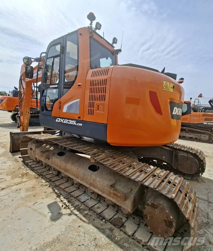 Doosan DX 235 LCR-5 Гусеничні екскаватори