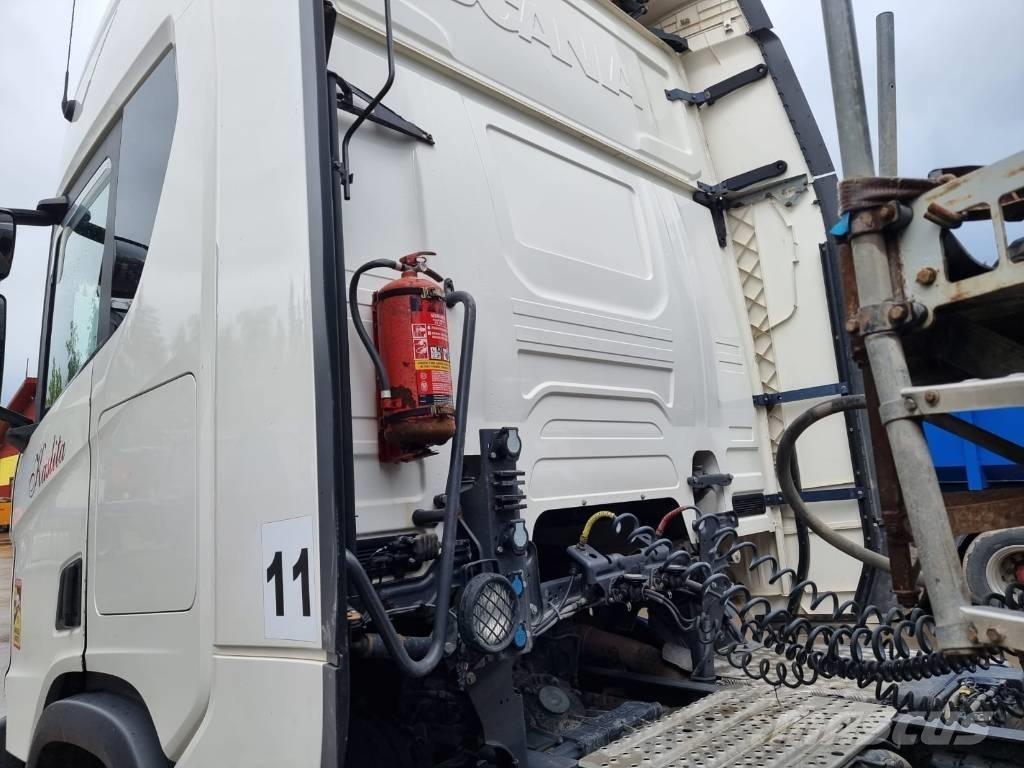 Scania R 450 Тягачі