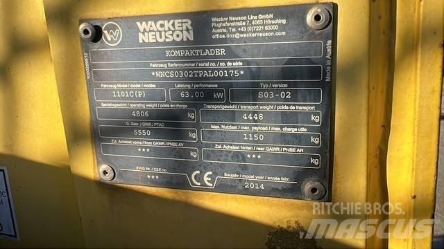 Wacker Neuson 1001 Гусеничні вантажники