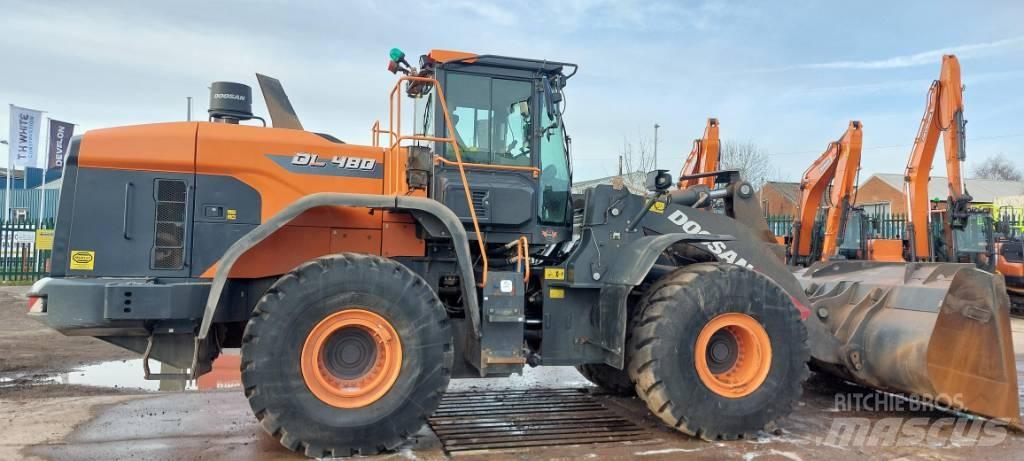Doosan DL 480-7 Колісні екскаватори
