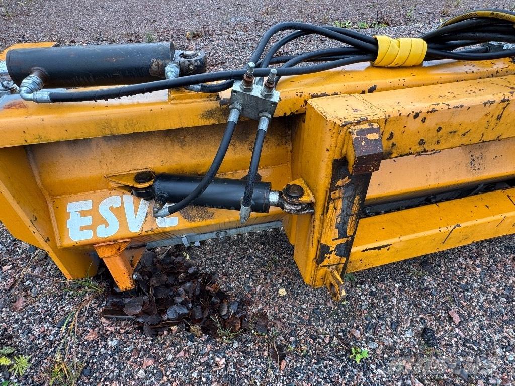 Wille 445 P 504-T Підсобні машини