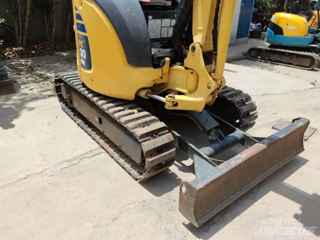 Komatsu PC 20 Міні-екскаватори < 7т