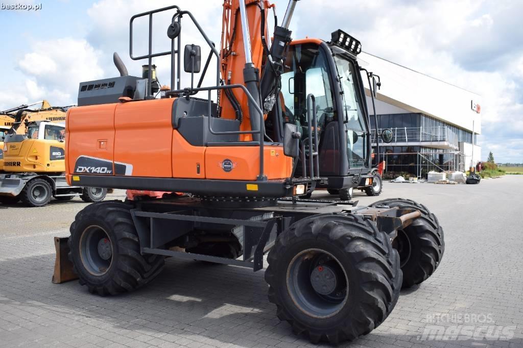 Doosan DX 140 W-5 Колісні екскаватори