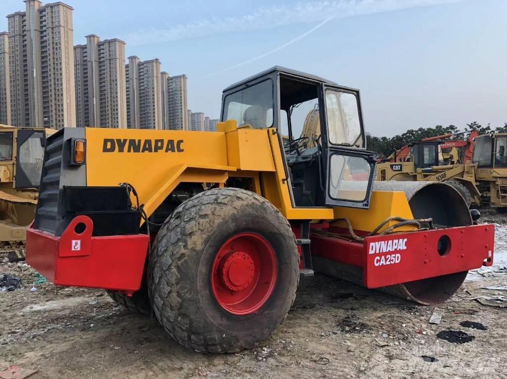 Dynapac CA 25 D Грунтові котки