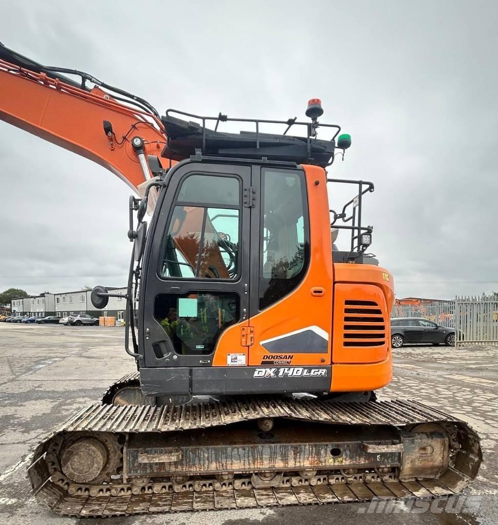 Doosan DX140LCR-7 Гусеничні екскаватори
