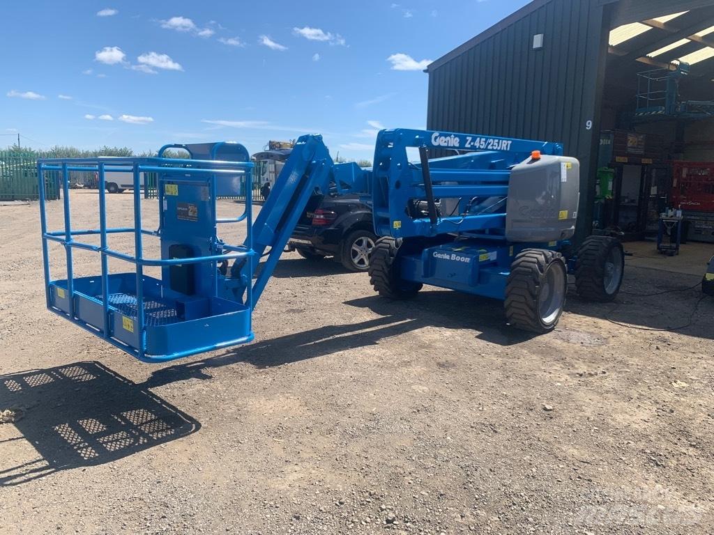 Genie Z 45/25 J RT Колінчаті підйомники