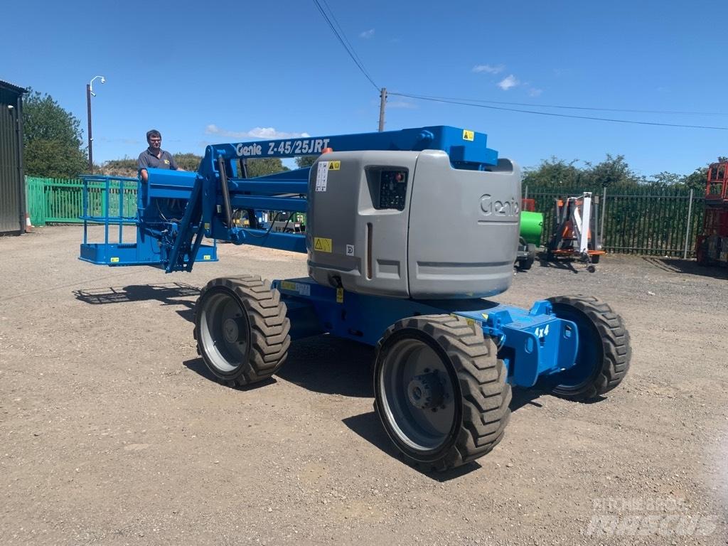 Genie Z 45/25 J RT Колінчаті підйомники