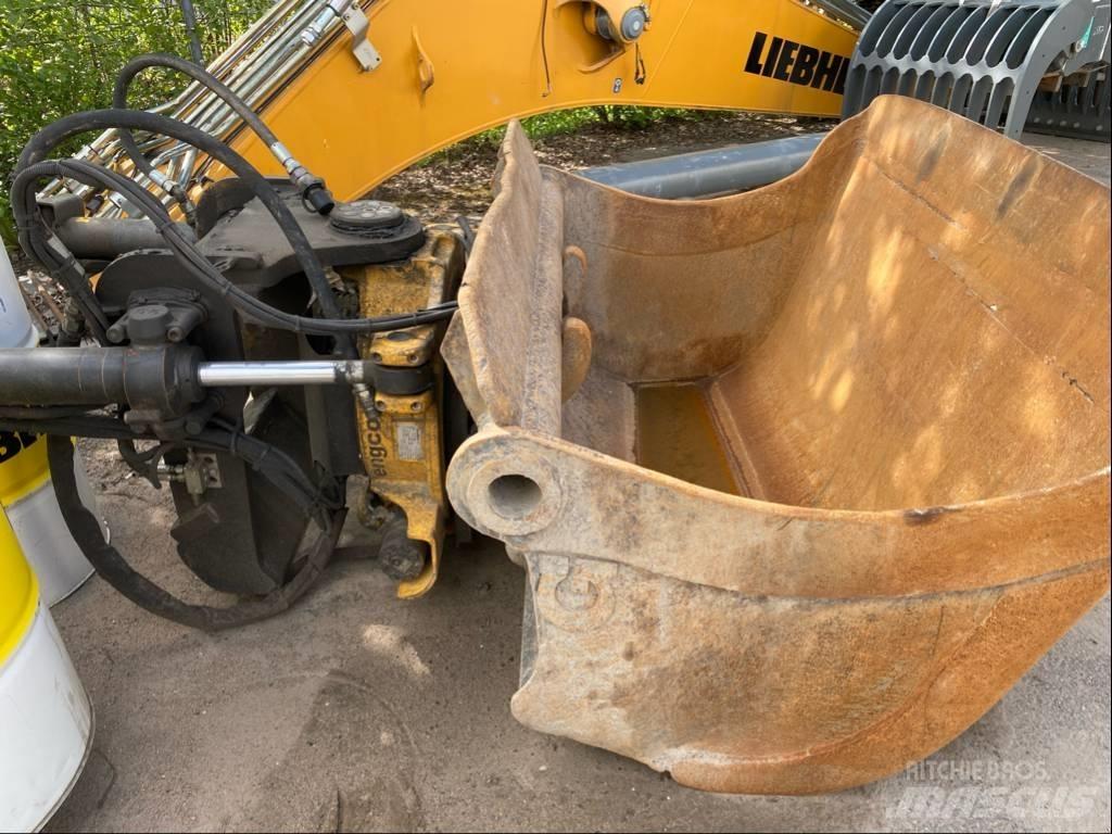 Hitachi ZX 250 LC-6 Гусеничні екскаватори