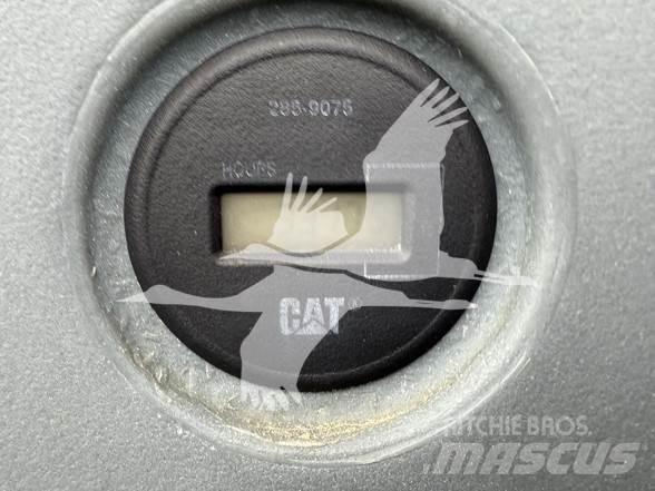CAT 420D Екскаватори-навантажувачі