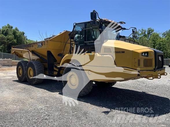 CAT 725 Зчленовані самоскиди