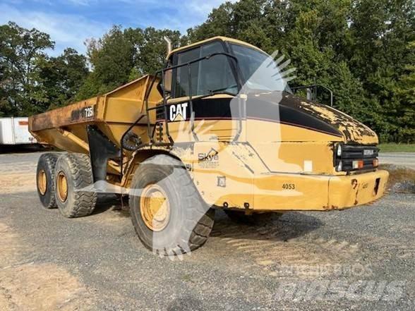 CAT 725 Зчленовані самоскиди