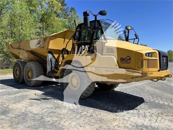 CAT 730C2 Зчленовані самоскиди