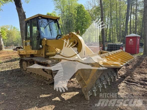 CAT 953C Гусеничні вантажники