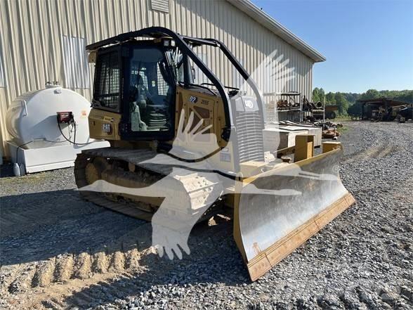 CAT D2 LGP Гусеничні бульдозери