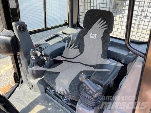 CAT D5K2 LGP Гусеничні бульдозери