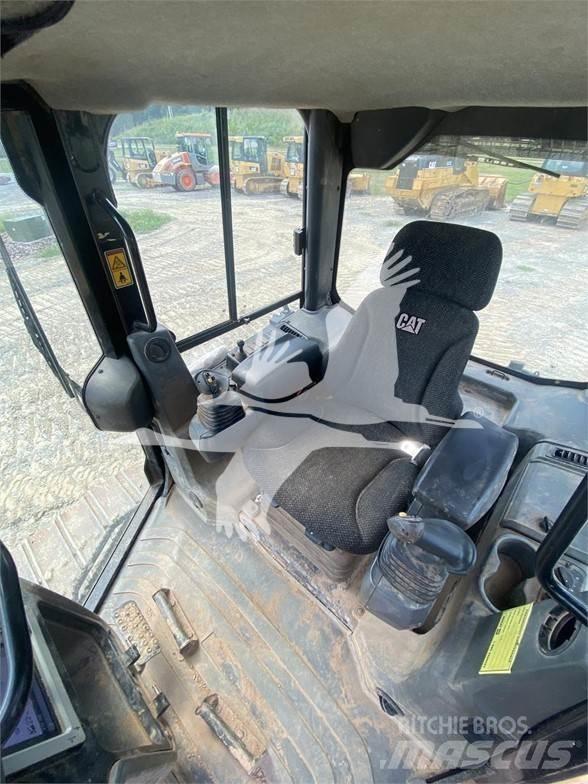 CAT D6K2 LGP Гусеничні бульдозери