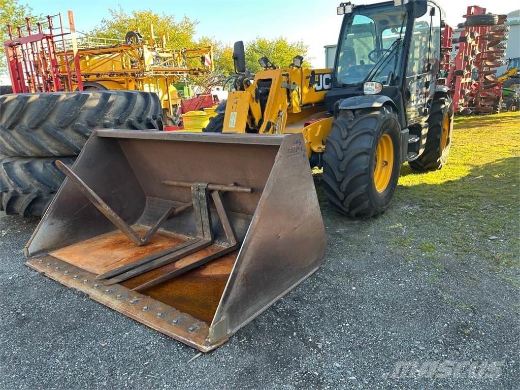 JCB 541-70 AGRIPRO Телескопічні підйомники