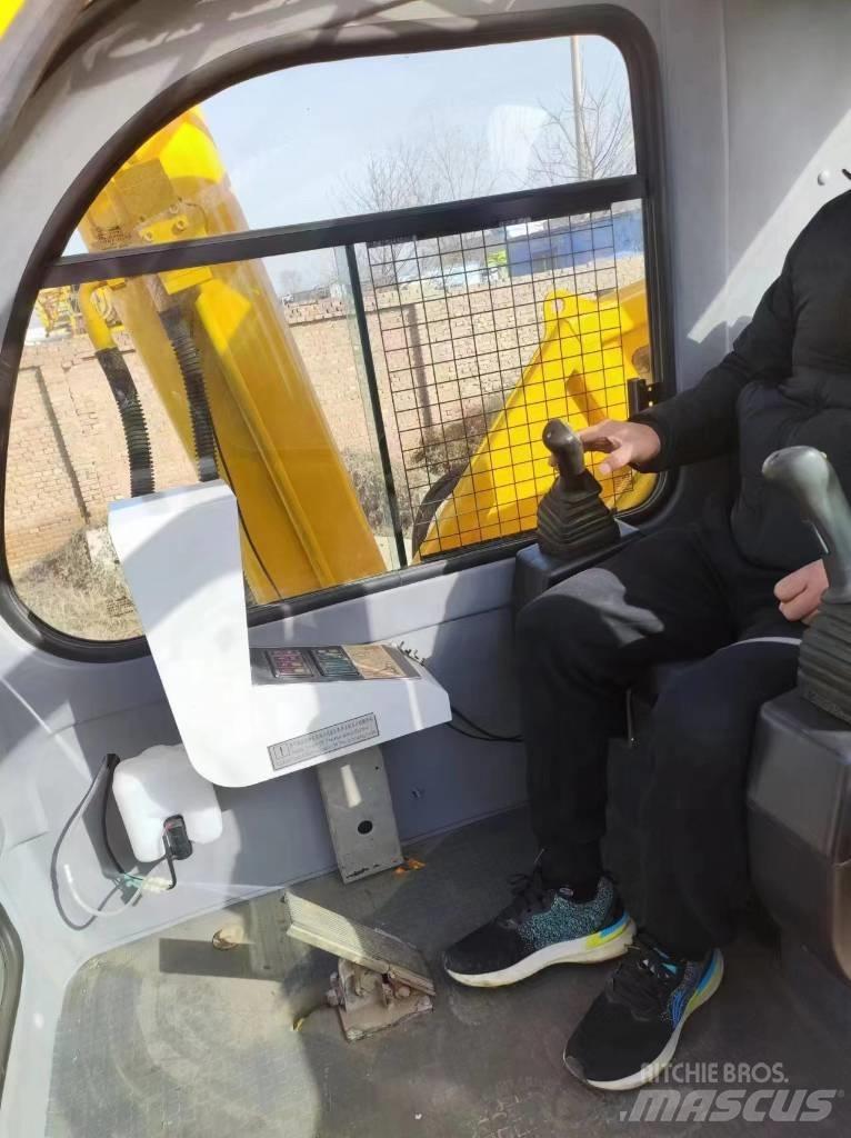 XCMG QY30T автокрани