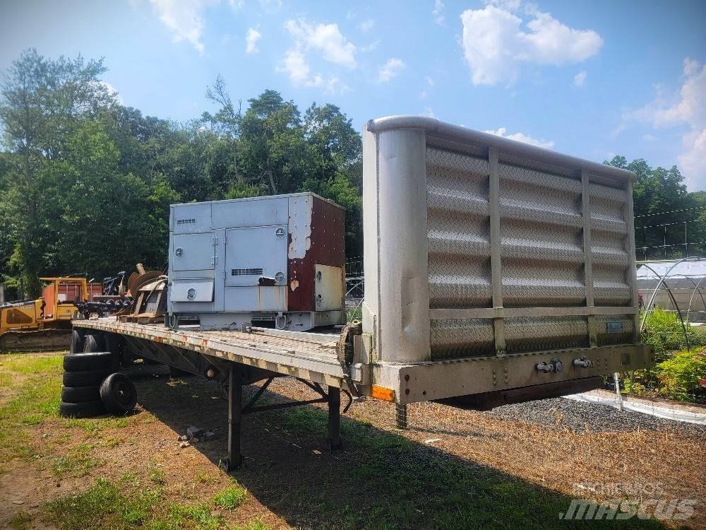 Transcraft 48 FT Трейлери колесного транспортного засобу