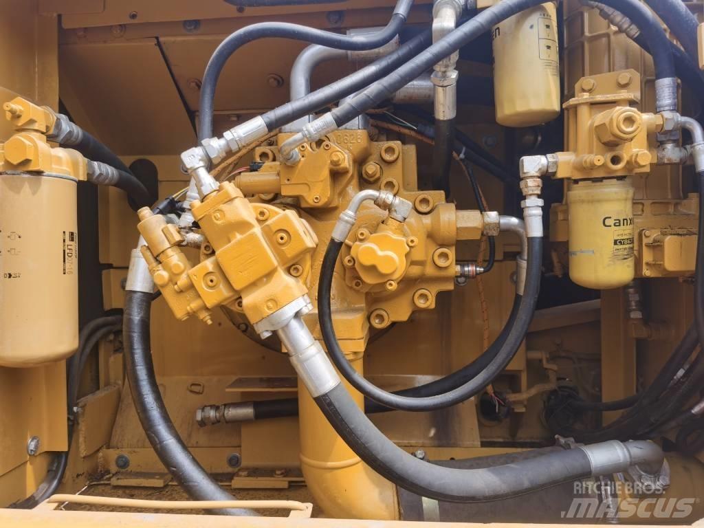 CAT 336 D2 Гусеничні екскаватори