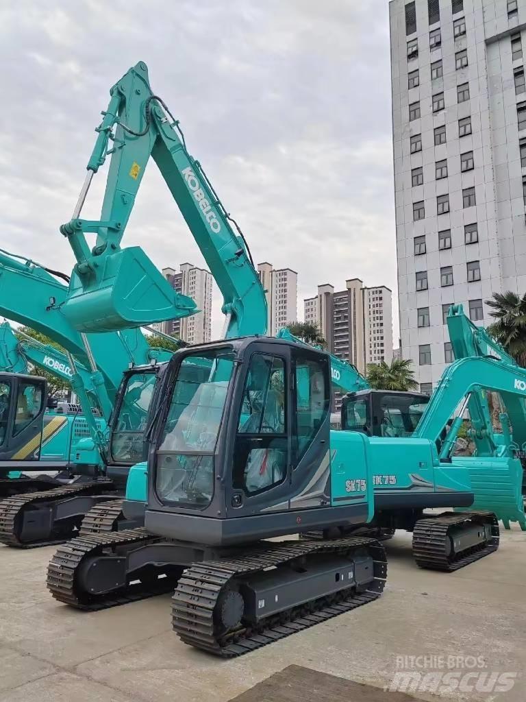 Kobelco SK 75 Середні екскаватори 7т. - 12т.