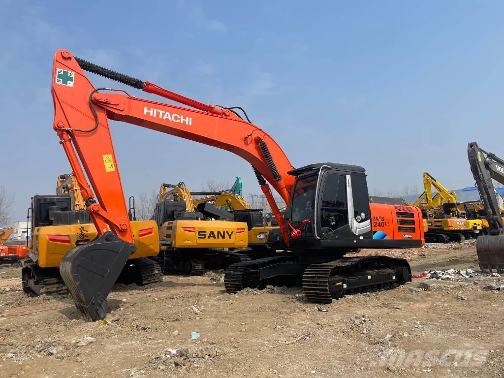 Hitachi ZX 240 Гусеничні екскаватори
