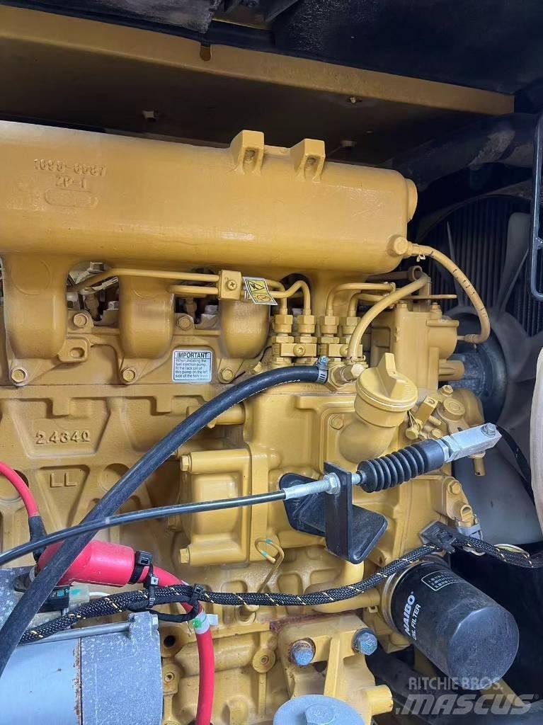 CAT 307.5 Гусеничні екскаватори