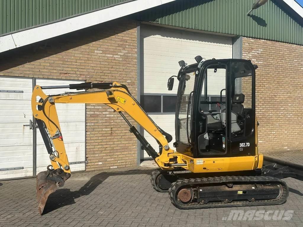 CAT 302.7D Міні-екскаватори < 7т