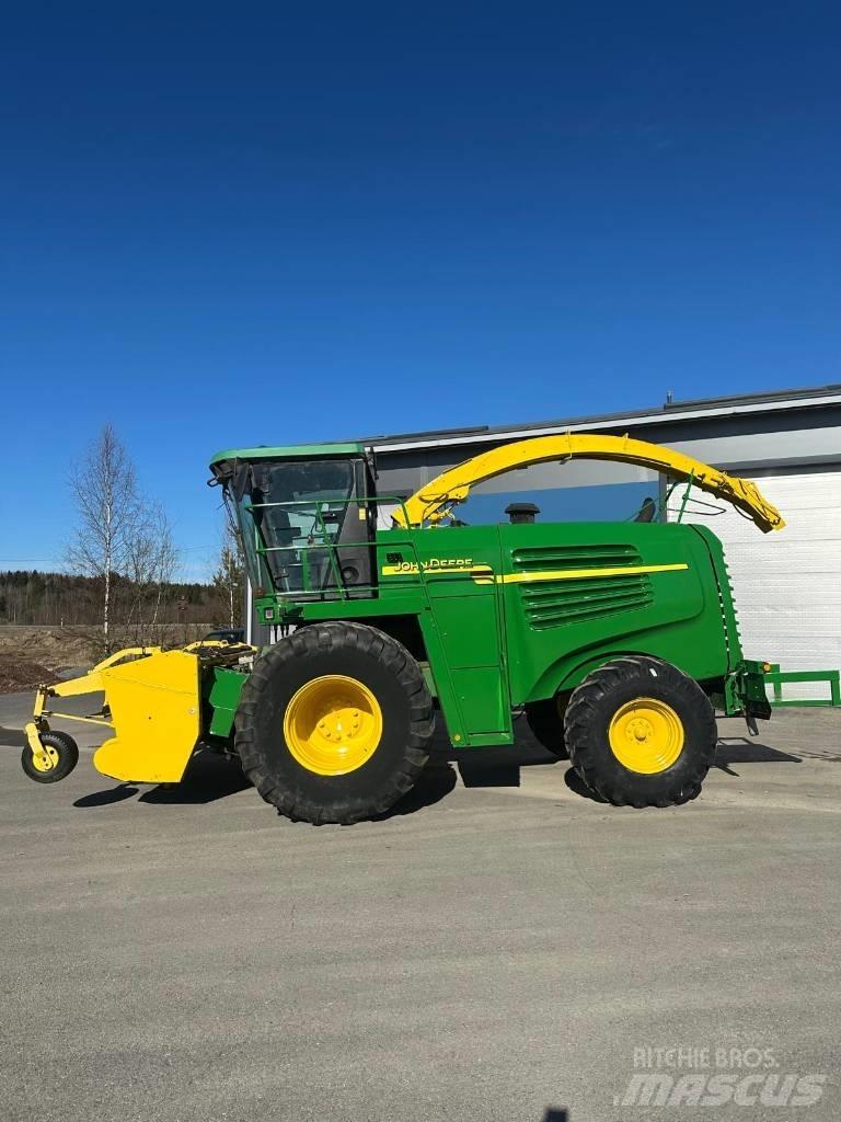 John Deere 7200 Кормозбиральні комбайни