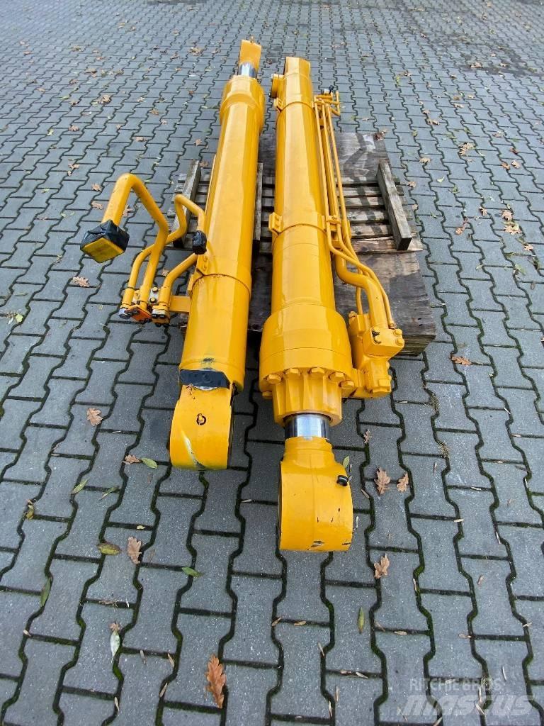 CAT 349 E Parts Гусеничні екскаватори