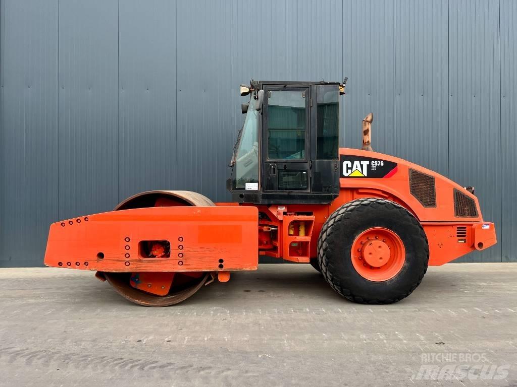 CAT CS76 XT Грунтові котки