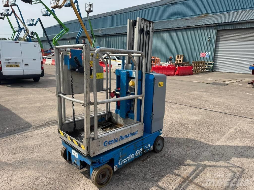 Genie GR 20 Вертикальні щоглові підйомники