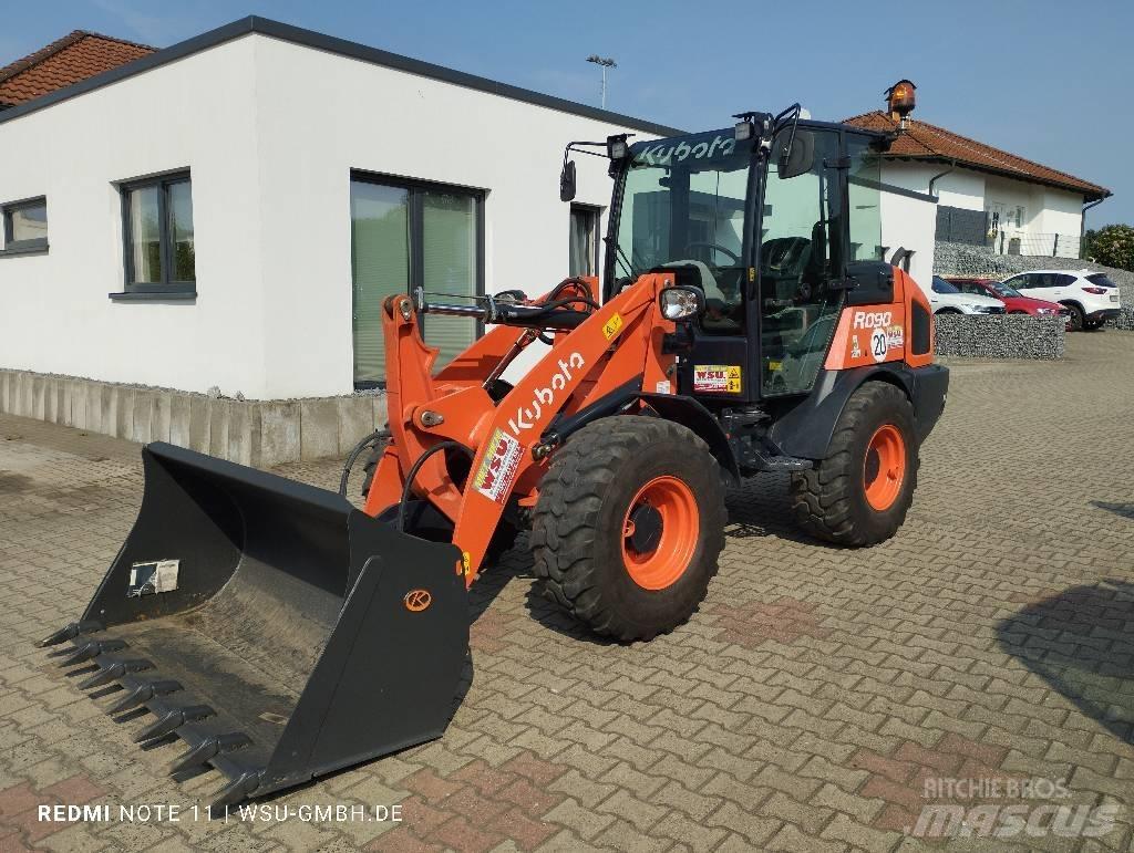 Kubota R090 Фронтальні навантажувачі