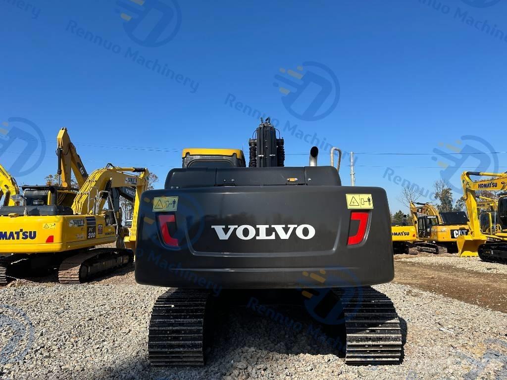 Volvo EC210 Гусеничні екскаватори