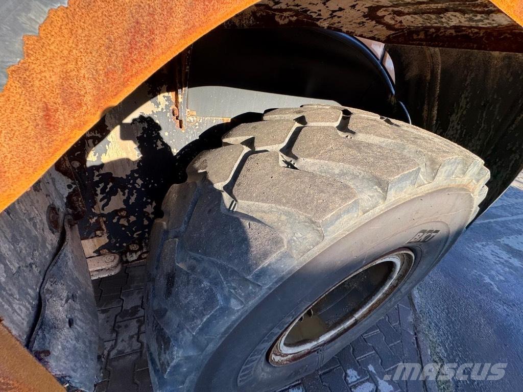 CASE 921 G Фронтальні навантажувачі