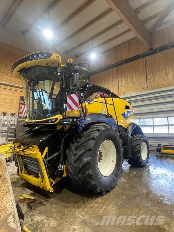 New Holland FR 650 Кормозбиральні комбайни