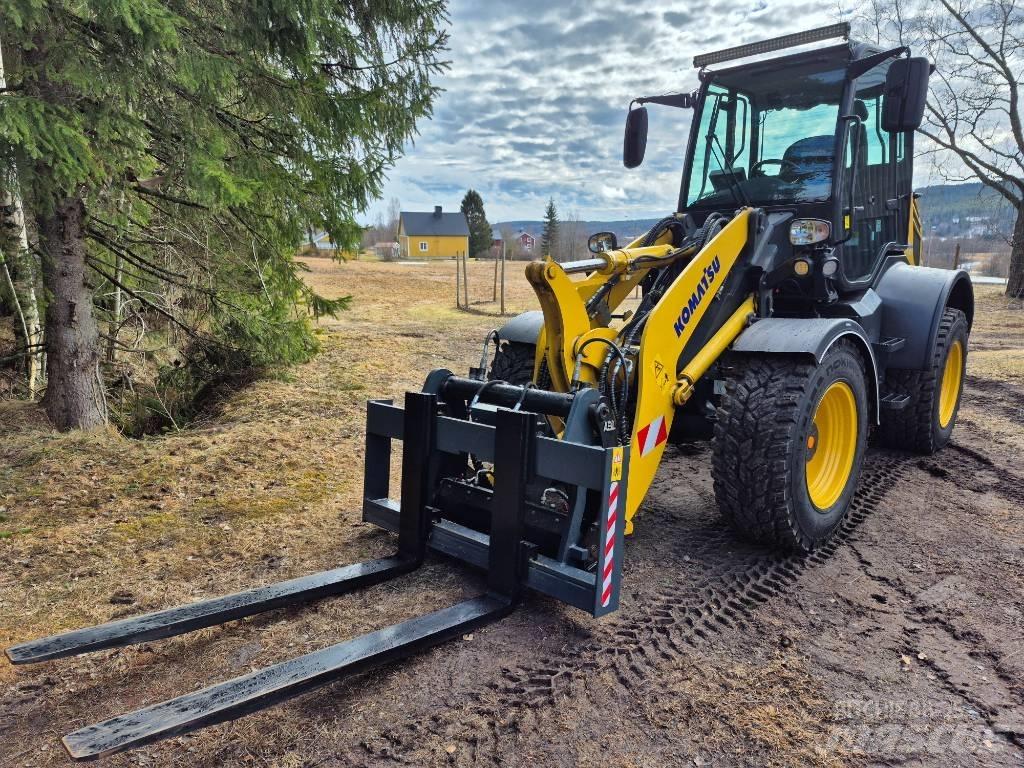 Komatsu WA 100 M Фронтальні навантажувачі