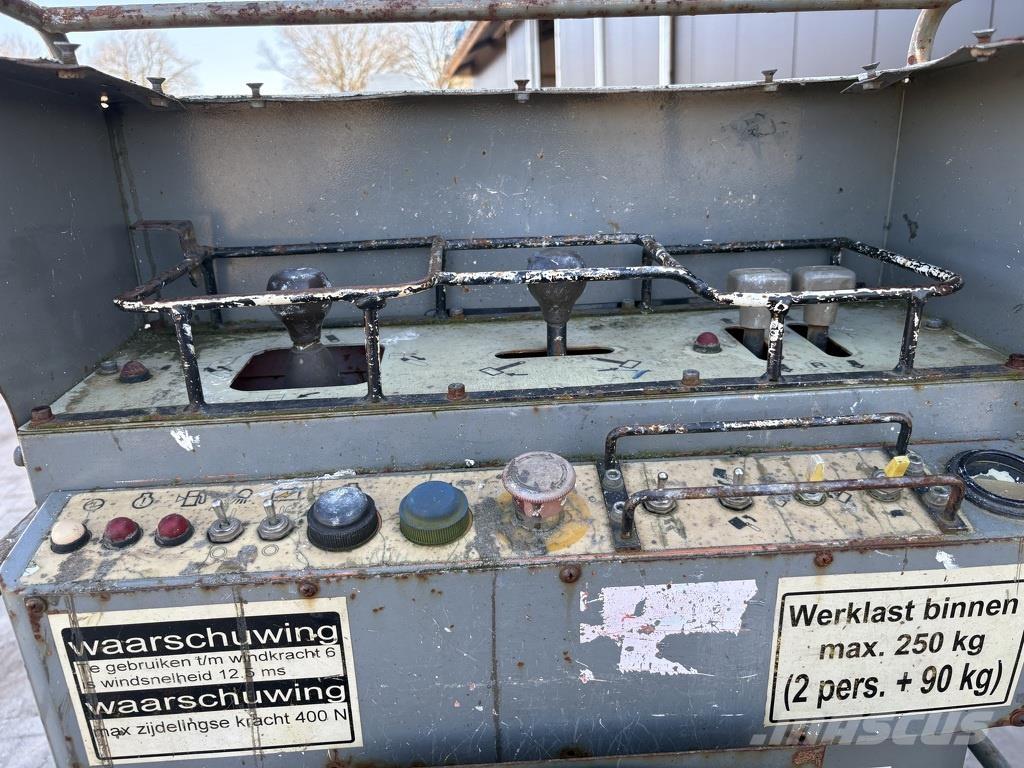 Hitachi Hx140b Інші підйомники і платформи