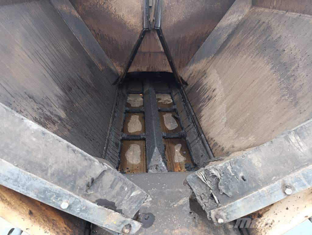 Dynapac SD 1800 C Асфальтовкладачі