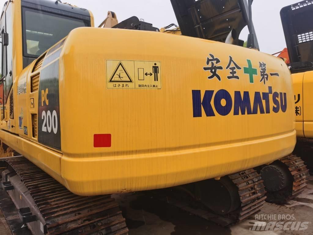 Komatsu PC 200-8 Гусеничні екскаватори