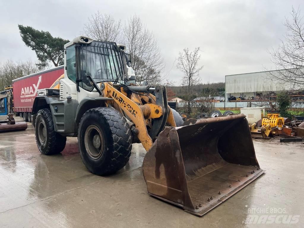 Liebherr 526 Фронтальні навантажувачі