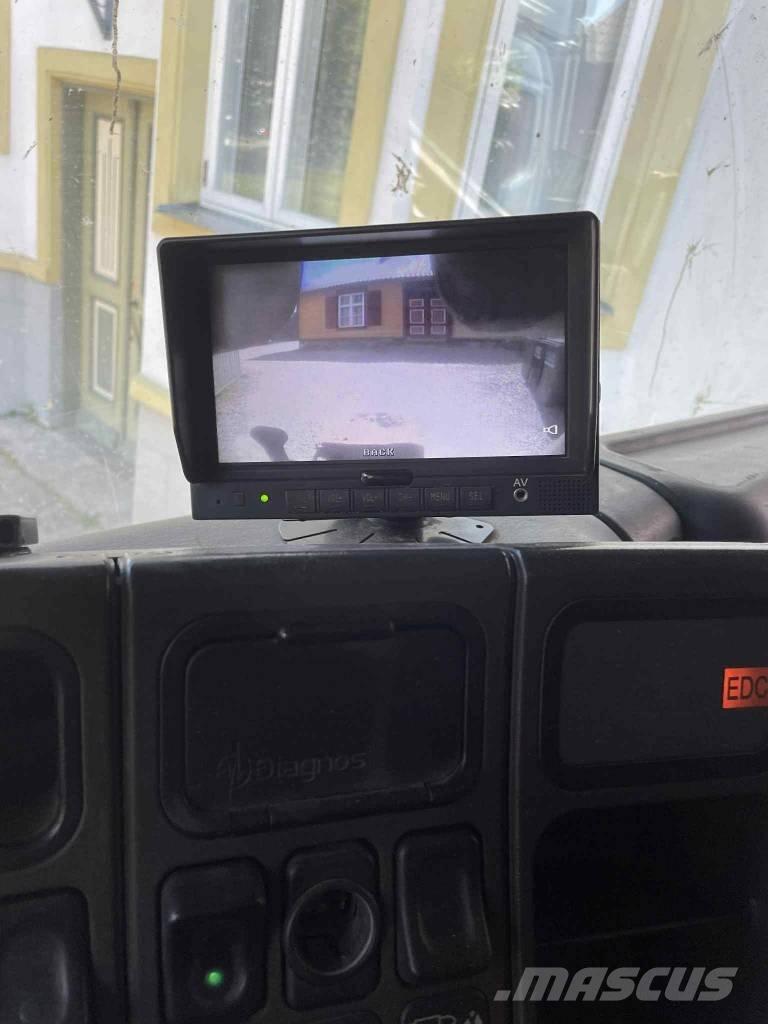 Scania 124 C 420 Вантажівки з гаковим підйомом