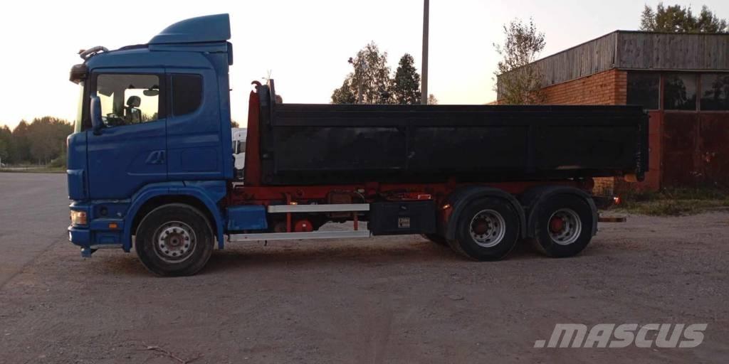 Scania 124 C 420 Вантажівки з гаковим підйомом