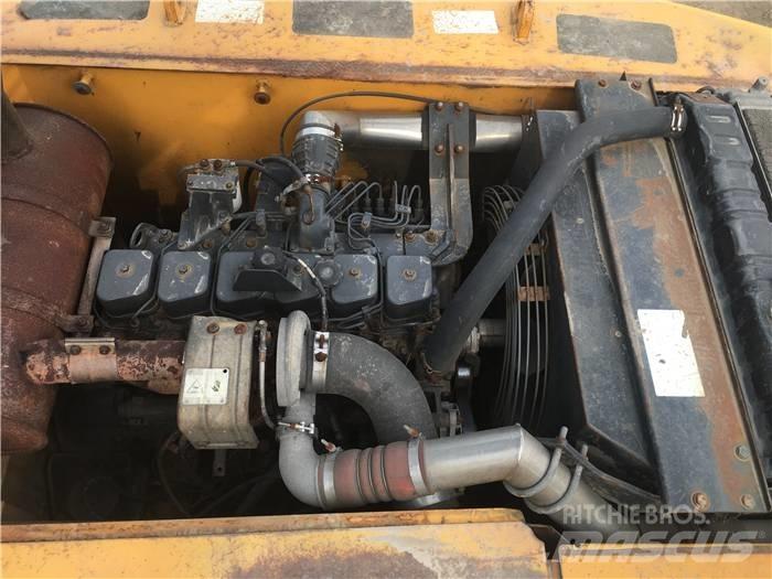 Hyundai R220LC-7 Гусеничні екскаватори