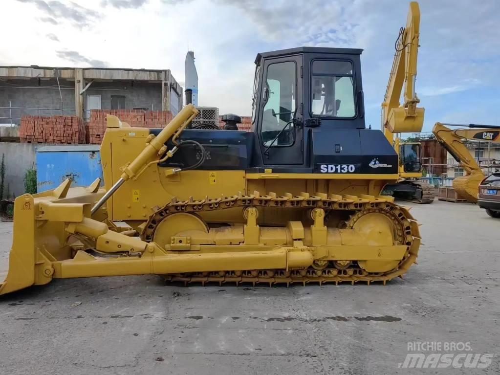 Shantui SD13 Гусеничні бульдозери