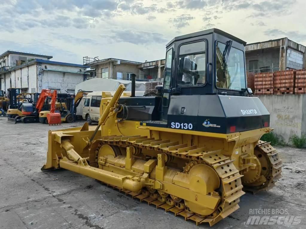 Shantui SD13 Гусеничні бульдозери